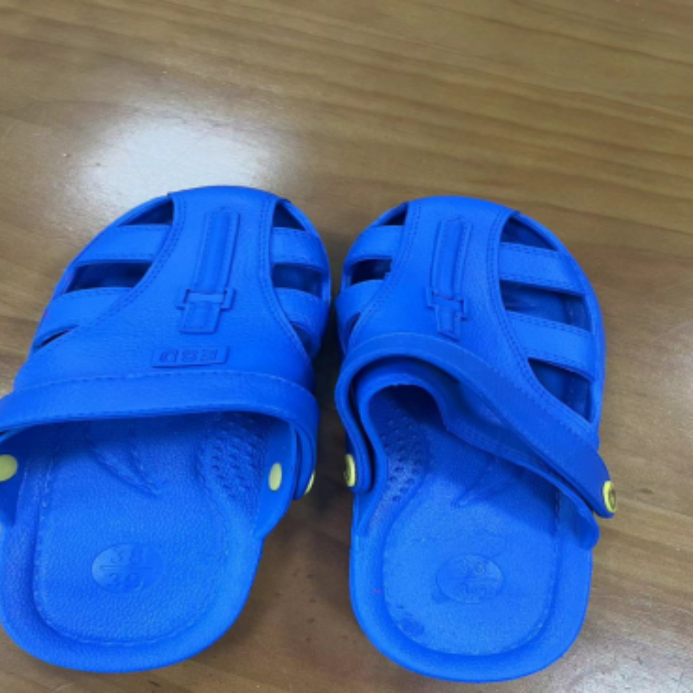 Dép Tĩnh Điện. - Ảnh 4